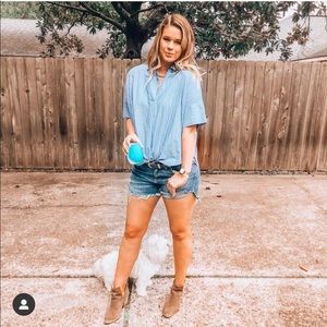 Madewell boxy blouse with button down back